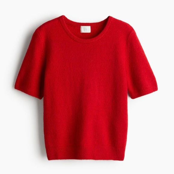 H&M Red Soft Short Sleeve Sweater, Size M - Picture 1 of 17